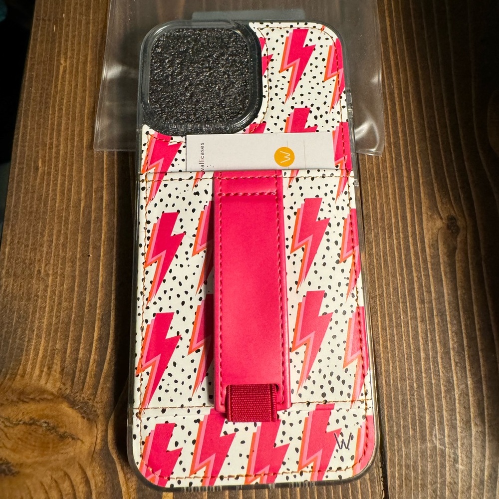 Walli Case- In a Flash by Meaghan Mattei